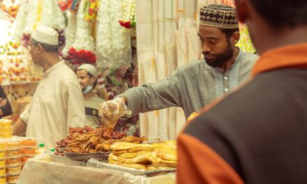 Local Food Festival Attracts Thousands
